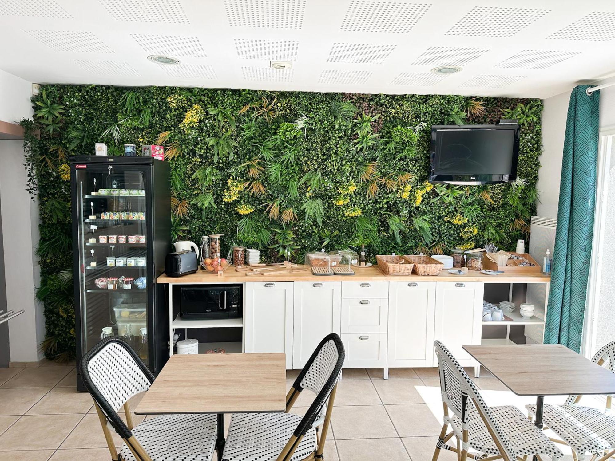 Sure Hotel By Best Western Mont-De-Marsan Saint-Pierre-du-Mont  Bagian luar foto